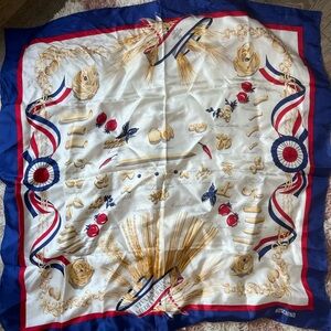 Moschino Tricolor Silk Scarf with Wheat and Ribbon Design 🍝